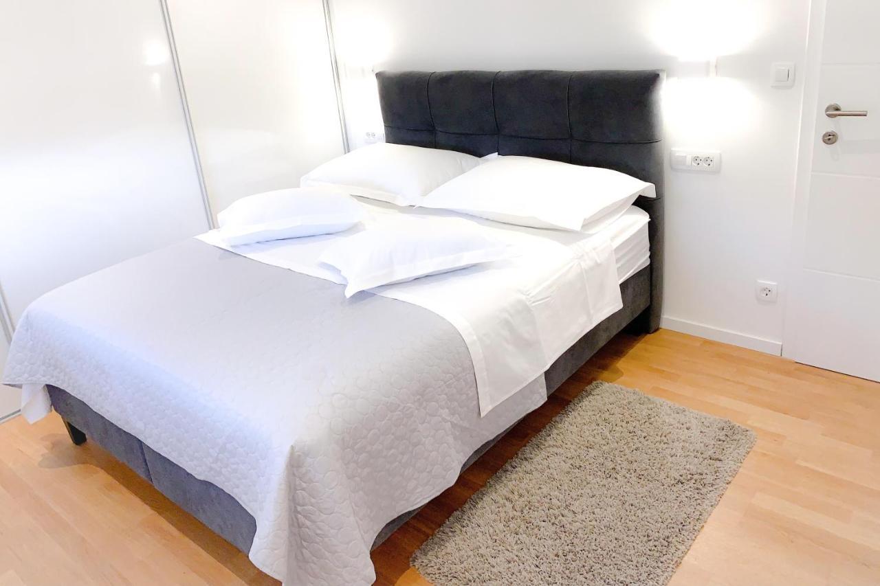 G Apartment Podstrana Buitenkant foto