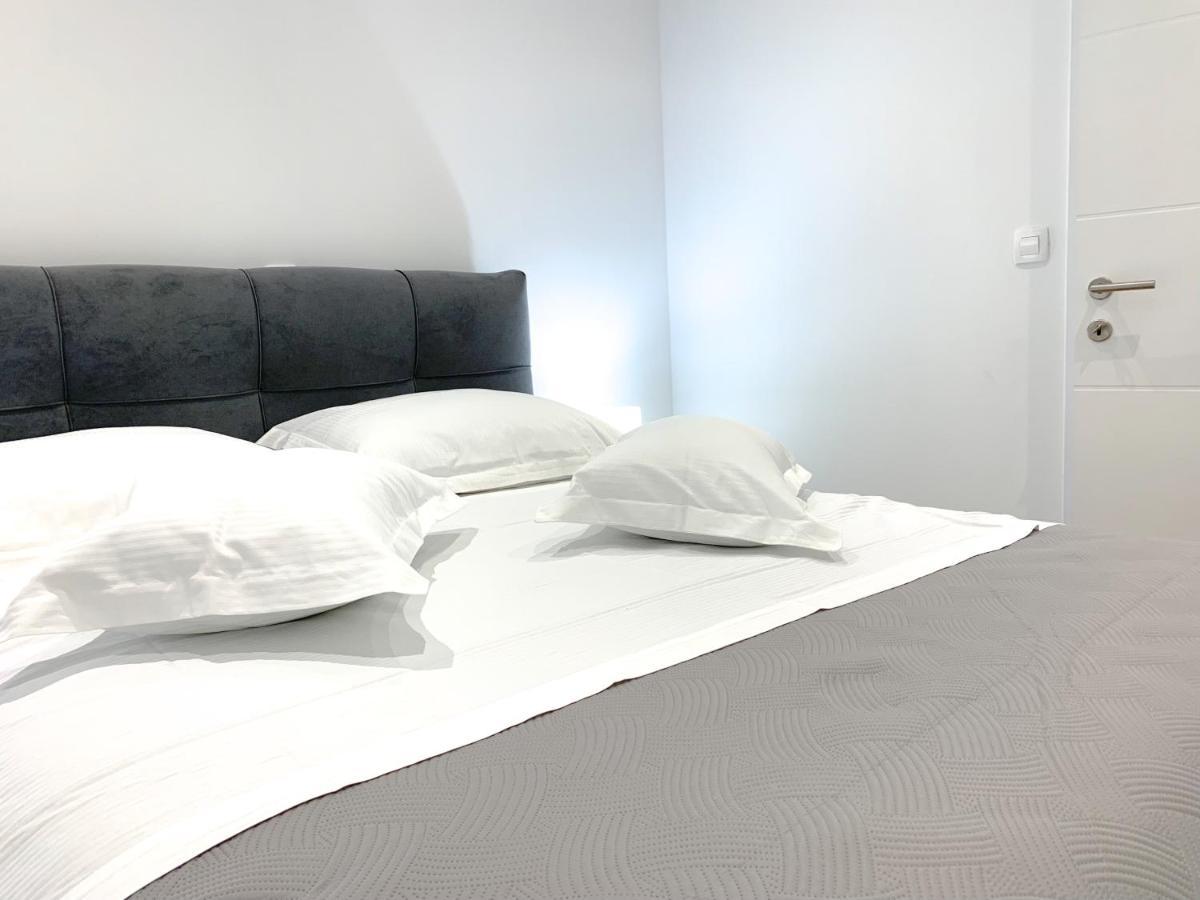 G Apartment Podstrana Buitenkant foto